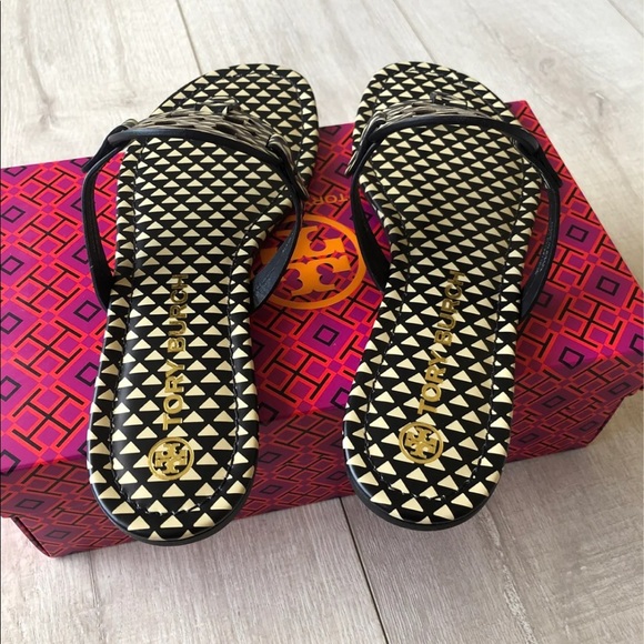 Tory Burch Miller Sandal - Picture 4 of 8